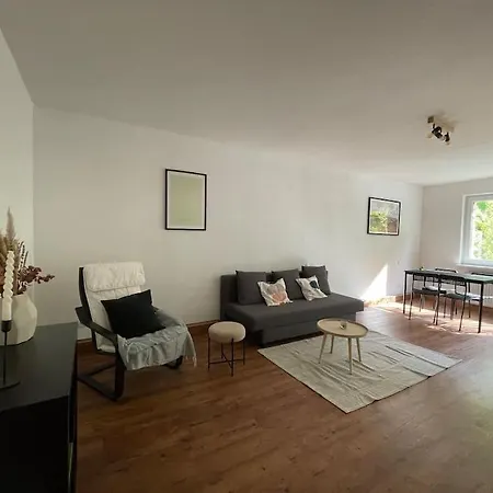 Ruhig Gelegene Koblenz Lägenhet *